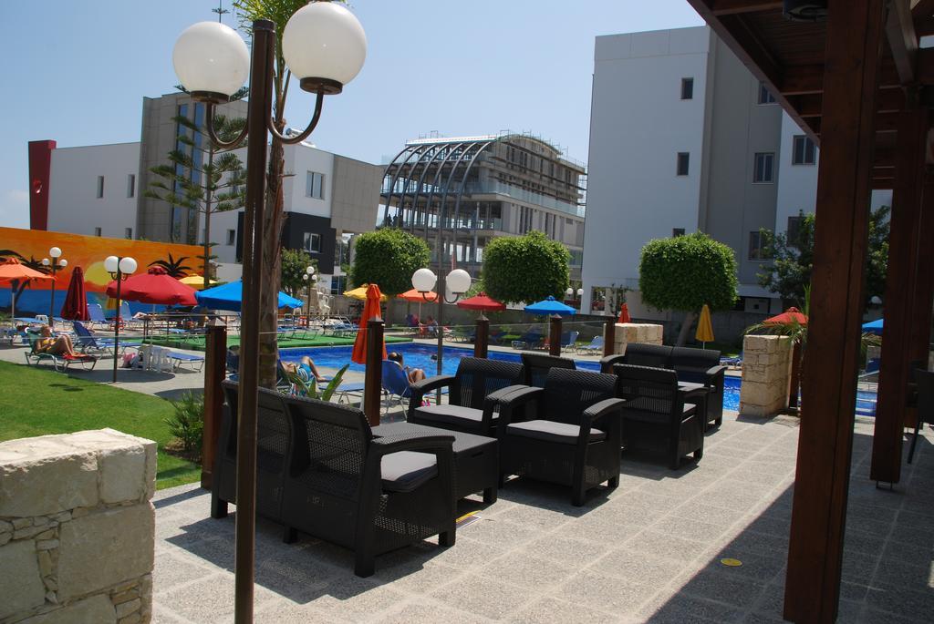 The Caravel Hotel Limassol Exterior photo